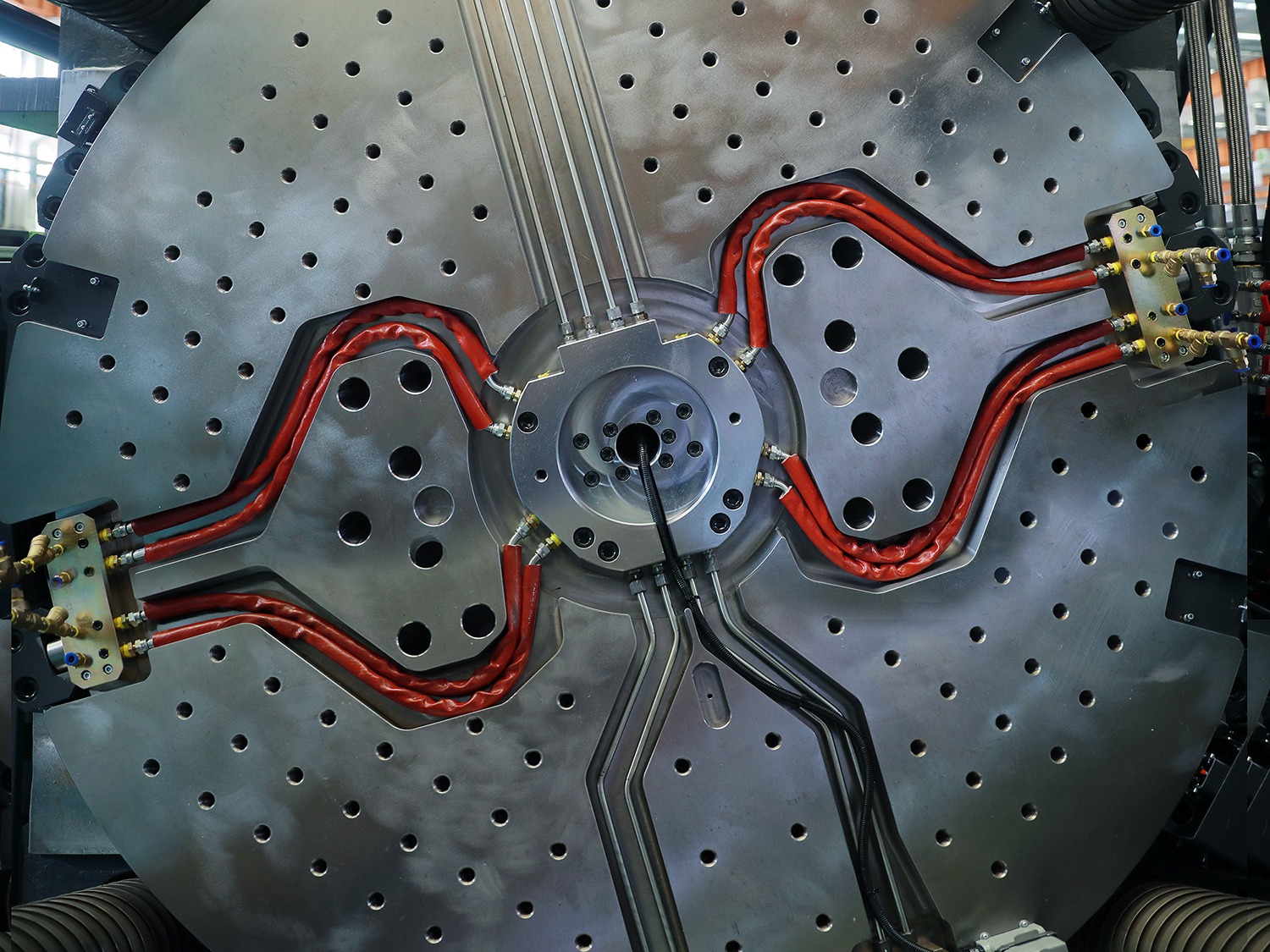 多工位转盘技术